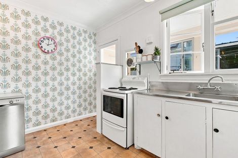 Photo of property in 75 Mill Road, Lower Vogeltown, New Plymouth, 4310