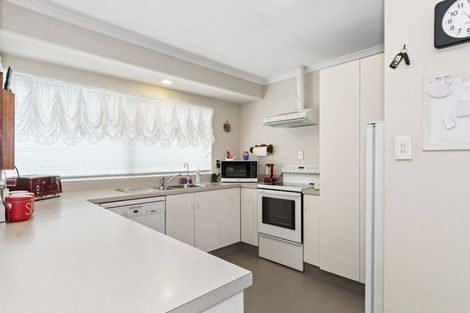 Photo of property in 10a Melia Place, Mount Maunganui, 3116