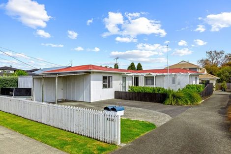 Photo of property in 1/212 Centreway Road, Orewa, 0931