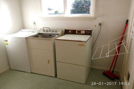 Photo of property in 149 Avonhead Road, Avonhead, Christchurch, 8042