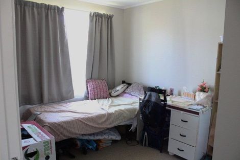 Photo of property in 13 Cranberry Place, Bucklands Beach, Auckland, 2012