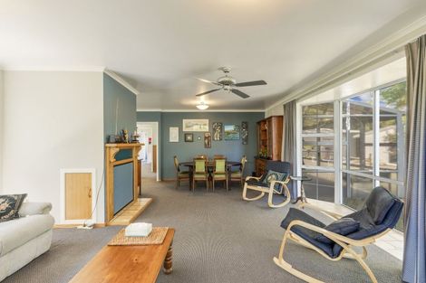 Photo of property in 17 Harris Street, Waitara, 4320