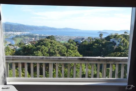 Photo of property in 5 Poto Road, Normandale, Lower Hutt, 5010