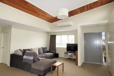 Photo of property in 1 Fuller Close, Levin, 5510