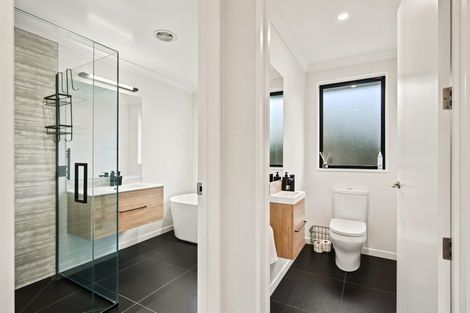 Photo of property in 8 Edward Law Boulevard, Prebbleton, 7604