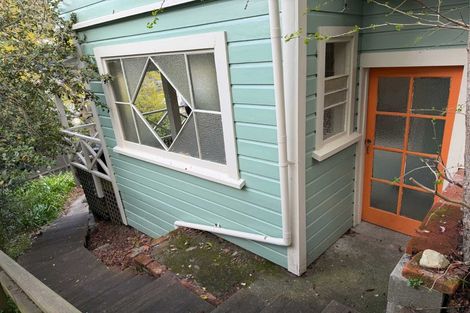 Photo of property in 32 Renwick Place, Nelson South, Nelson, 7010