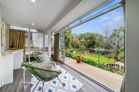 Photo of property in 12 Karaka Grove, Raumati Beach, Paraparaumu, 5032