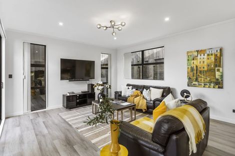 Photo of property in 13c Griffen Park Road, Mount Roskill, Auckland, 1041