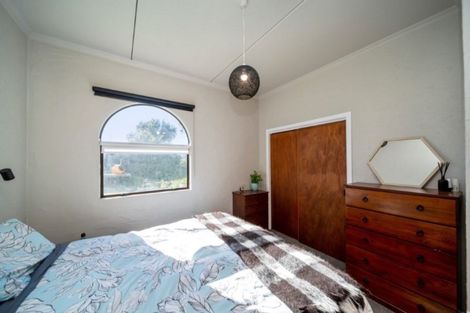 Photo of property in 10 Messenger Terrace, Oakura, 4314