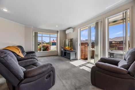 Photo of property in 12 Beachmere Place, Papamoa Beach, Papamoa, 3118