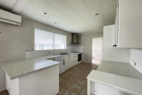 Photo of property in 111 Sycamore Drive, Sunnynook, Auckland, 0620