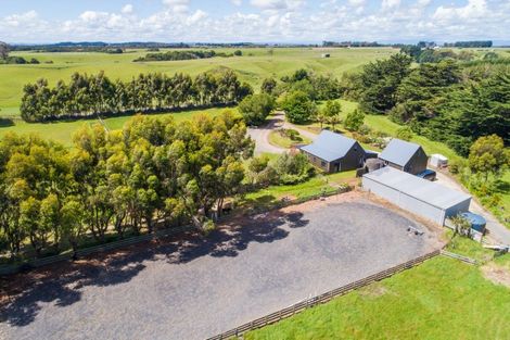 Photo of property in 237 Ngaio Road, Halcombe, Palmerston North, 4479