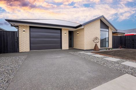 Photo of property in 5 Witte Street, Woodend, 7610