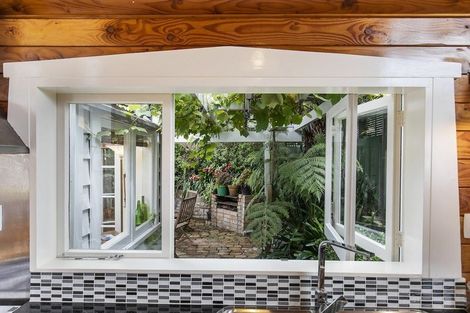 Photo of property in 26 Dryden Street, Grey Lynn, Auckland, 1021