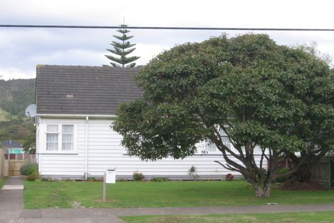 Photo of property in 134 Reynolds Street, Taita, Lower Hutt, 5011