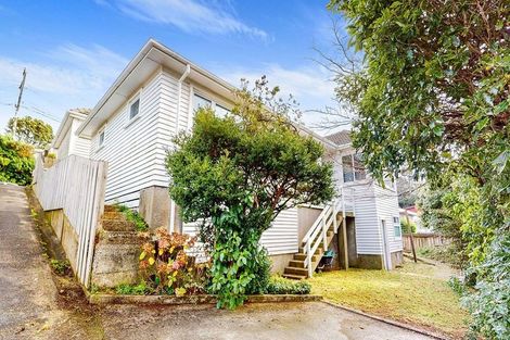Photo of property in 108 Ironside Road, Johnsonville, Wellington, 6037