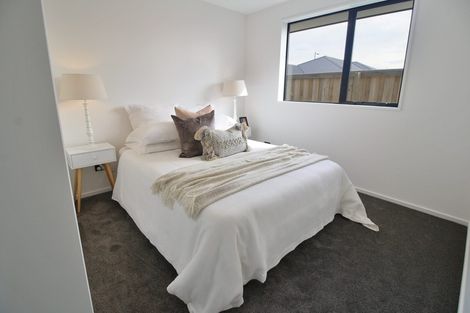 Photo of property in 38 Broadway Parade, Rolleston, 7615