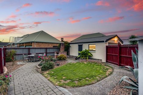 Photo of property in 6 Thompsons Road, Belfast, Christchurch, 8051