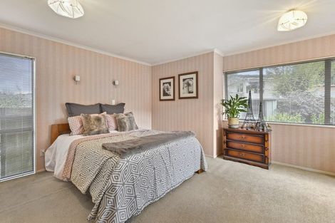 Photo of property in 8 Brynbela Court, Papakura, 2110