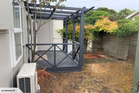 Photo of property in 294 Keyes Road, New Brighton, Christchurch, 8083