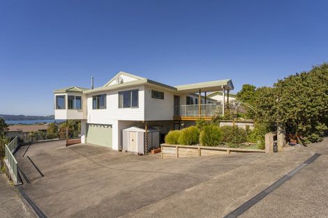 Photo of property in 8 Landel Place, Whitianga, 3510