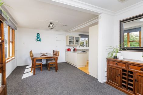 Photo of property in 35 Rhodes Street, Waimate, 7924