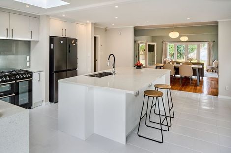 Photo of property in 8 Saint Andrews Grove, Boulcott, Lower Hutt, 5010