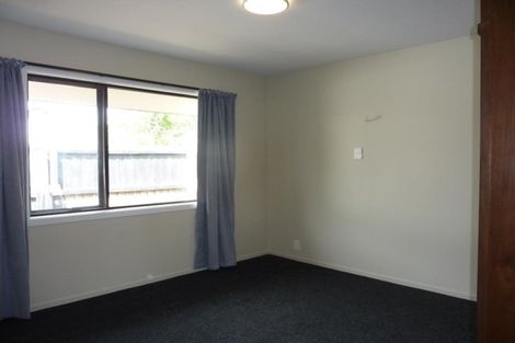 Photo of property in 2/21 Finsbury Street, Islington, Christchurch, 8042
