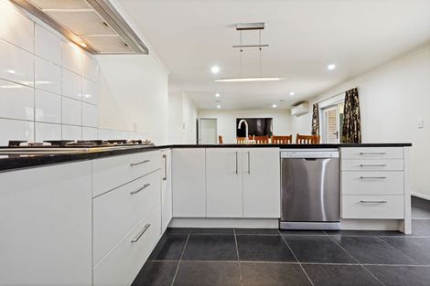 Photo of property in 25 Trauzer Place, Flagstaff, Hamilton, 3210