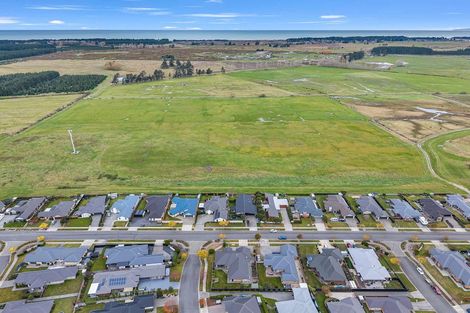 Photo of property in 15 Sutherland Drive, Kaiapoi, 7630
