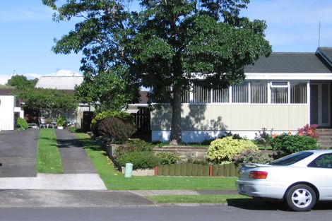 Photo of property in 2/6 Hemsway Place, Sunnyhills, Auckland, 2010