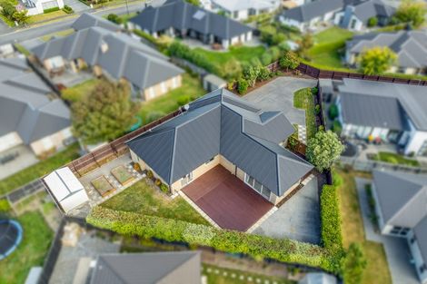 Photo of property in 16 Graycliffe Street, Halswell, Christchurch, 8025