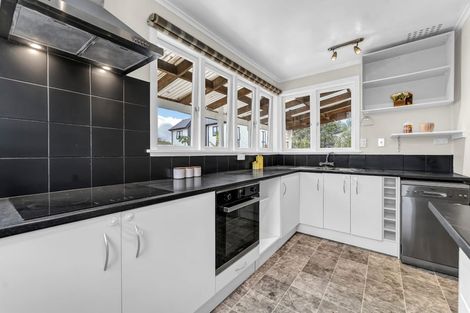 Photo of property in 41 Wairau Avenue, Avondale, Auckland, 1026