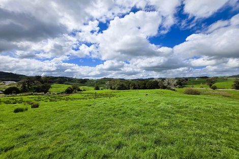Photo of property in 42 Ford Road, Paparoa, Maungaturoto, 0583