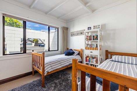 Photo of property in 84 Whiteley Street, Moturoa, New Plymouth, 4310