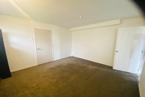 Photo of property in 27 Hale Crescent, Bayview, Auckland, 0629