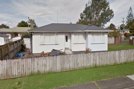 Photo of property in 7 Tarata Crescent, Mangere Bridge, Auckland, 2022