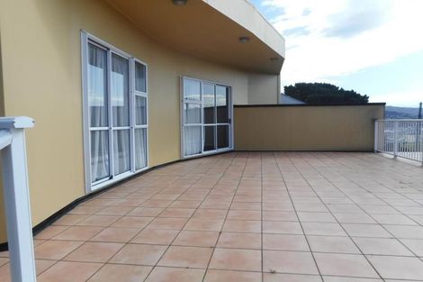 Photo of property in 62 Tannadyce Street, Strathmore Park, Wellington, 6022