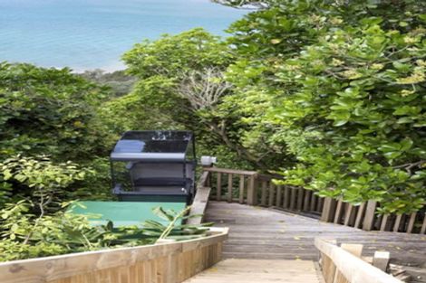 Photo of property in 39a Pohutukawa Avenue, Shelly Park, Auckland, 2014