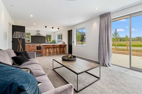 Photo of property in 6 Dingle Street, Lake Hawea, 9382