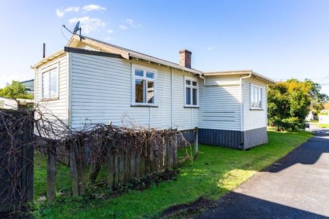 Photo of property in 30 Third Avenue, Avenues, Whangarei, 0110