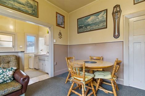 Photo of property in 17 George Street, Waimate, 7924