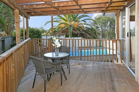 Photo of property in 20 Fitzwater Place, Henderson, Auckland, 0612