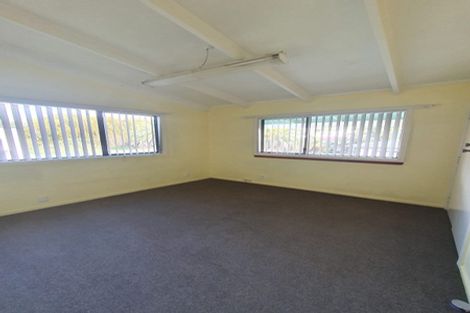 Photo of property in 4104 Great North Road, Glen Eden, Auckland, 0602