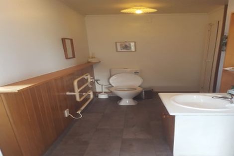 Photo of property in 16 Buckingham Street, Melrose, Wellington, 6023