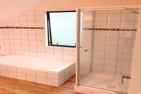 Photo of property in 1/3 Inga Road, Milford, Auckland, 0620