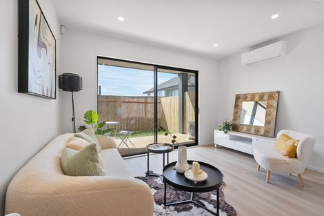 Photo of property in 32 Clementine Place, Bucklands Beach, Auckland, 2014