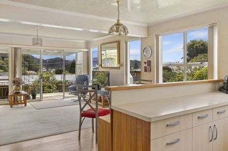 Photo of property in 52 Dorset Street, Picton, 7220