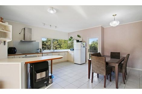 Photo of property in 4 Tern Place, Unsworth Heights, Auckland, 0632