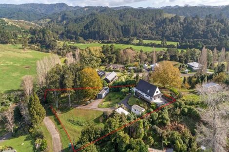 Photo of property in 3 Brenton Place, Whangamata, 3691